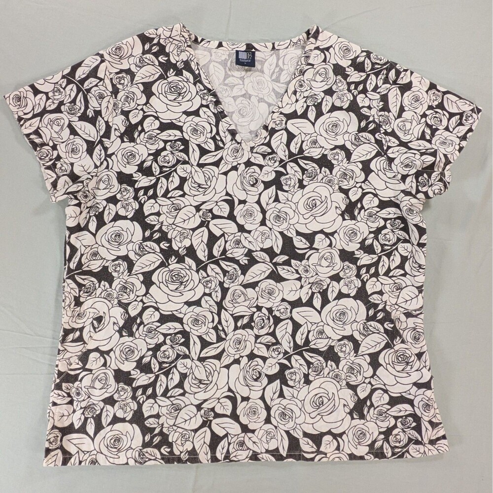 Med Gear Scrub Top Black White Roses Floral Print Shirt Women's Size Large